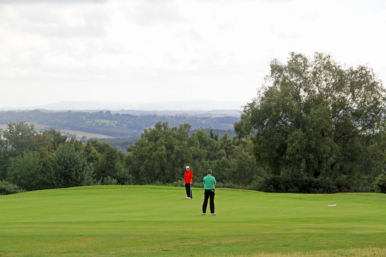 Clive Jones' Eagle putt at 14th slips by